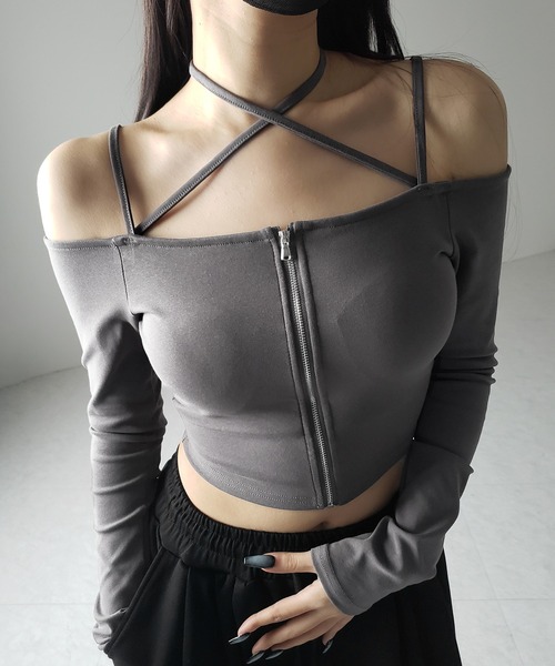 me+em select(ミームセレクト)の「【 3color / カップ付 】フロントジップクロスストラップオフショルトップス / front zip cross straps off-shoulder tops(Tシャツ/カットソー・レディース・ホワイト/グレー/ブラック・FREE)」の14枚目の写真