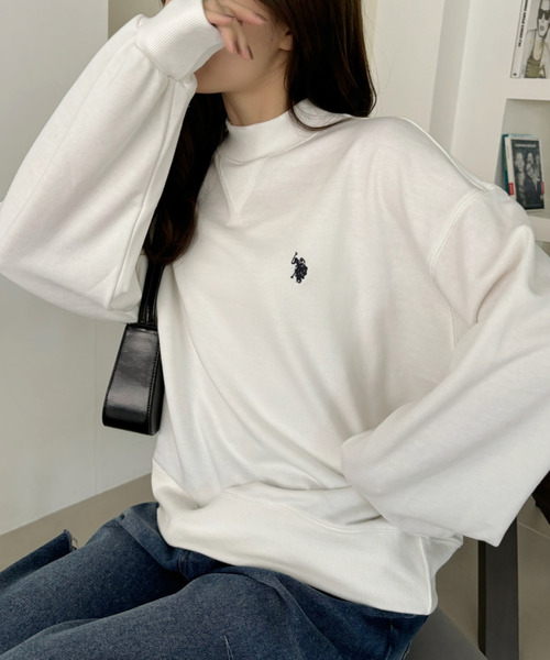 U.S. POLO ASSN.(ユーエスポロアッスン)の「Ada.別注 // U.S. POLO ASSN モックネック オーバーサイズ 裏毛スウェット(スウェット・レディース・ネイビー/オフホワイト/グレー/ブラウン/ピンク/ブルー・M/L/S)」の12枚目の写真