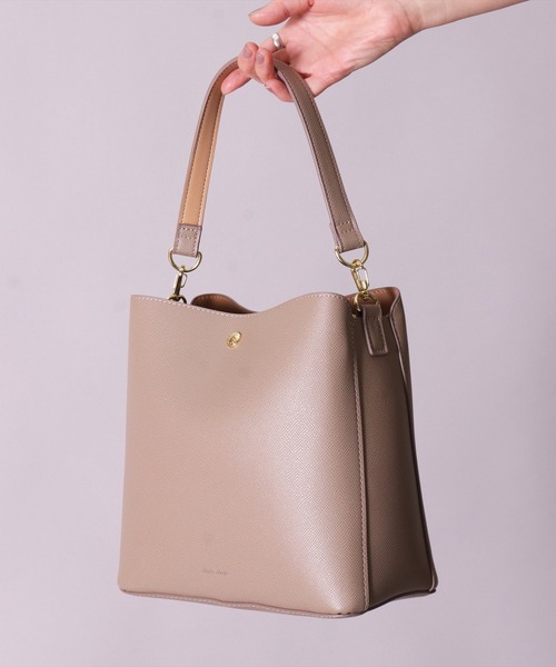 Legato Largo（レガートラルゴ）の「(LF)【Legato Largo】【たすかるっかばん】3ポケット 2WAY ショルダーバッグ（ショルダーバッグ・レディース・ブラック/ライトグレー/グレイッシュベージュ/バーガンディー/ブラウン・ONE SIZE）」の18枚目の写真