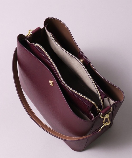 Legato Largo（レガートラルゴ）の「(LF)【Legato Largo】【たすかるっかばん】3ポケット 2WAY ショルダーバッグ（ショルダーバッグ・レディース・ブラック/ライトグレー/グレイッシュベージュ/バーガンディー/ブラウン・ONE SIZE）」の6枚目の写真