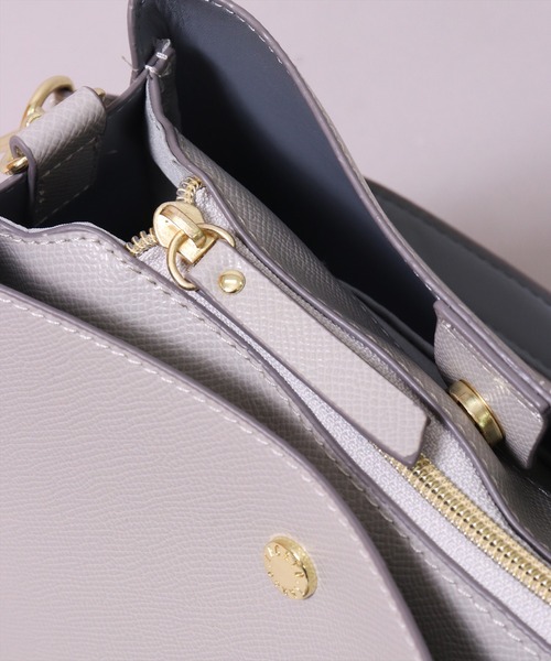 Legato Largo（レガートラルゴ）の「(LF)【Legato Largo】【たすかるっかばん】3ポケット 2WAY ショルダーバッグ（ショルダーバッグ・レディース・ブラック/ライトグレー/グレイッシュベージュ/バーガンディー/ブラウン・ONE SIZE）」の13枚目の写真