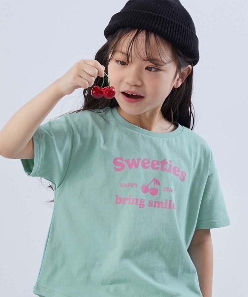 devirock(デビロック)の「綿100% デビラボ ガールズ プリント半袖Tシャツ(Tシャツ/カットソー・キッズ・グレー系1/パープル系1/パープル系3/ホワイト系1/ホワイト系2/ブラック系2/ブルー系2/パープル系2/グリーン系1/ピンク系3/ブルー系1/ピンク系2/ピンク系1/ブラック系1・150cm/140cm/110cm/100cm/90cm/160cm/130cm/120cm)」の7枚目の写真