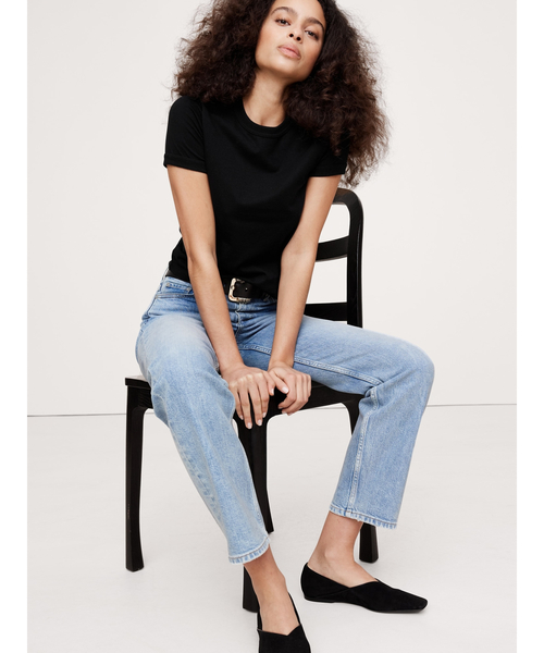 Banana Republic(バナナリパブリック)の「ライトウェイト コットン クルーネックTシャツ(Tシャツ/カットソー・レディース・イエロー系その他/ブラック/ホワイト/マルチ/ブルー/オフホワイト/ライトブラック/ネイビー・S/L/M/XS)」の11枚目の写真