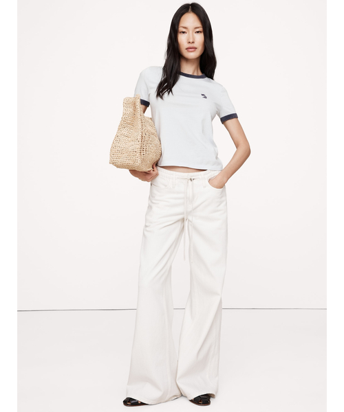 Banana Republic(バナナリパブリック)の「ライトウェイト コットン クルーネックTシャツ(Tシャツ/カットソー・レディース・イエロー系その他/ブラック/ホワイト/マルチ/ブルー/オフホワイト/ライトブラック/ネイビー・S/L/M/XS)」の12枚目の写真