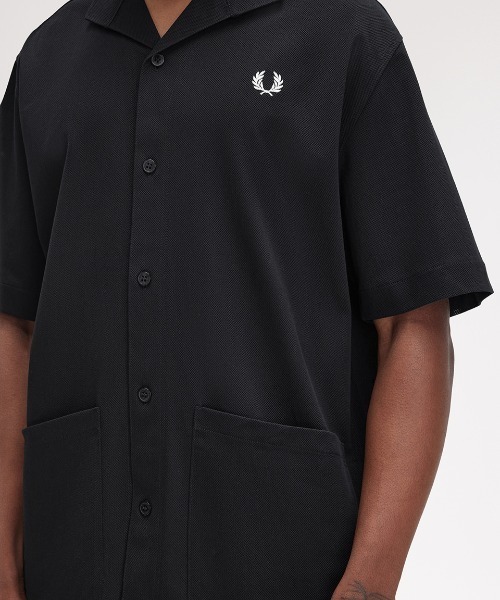 FRED PERRY（フレッドペリー）の「Mesh Button Through Shirt／メッシュボタンスルーシャツ（シャツ/ブラウス・メンズ・ネイビー/ブラック・M/L）」の19枚目の写真