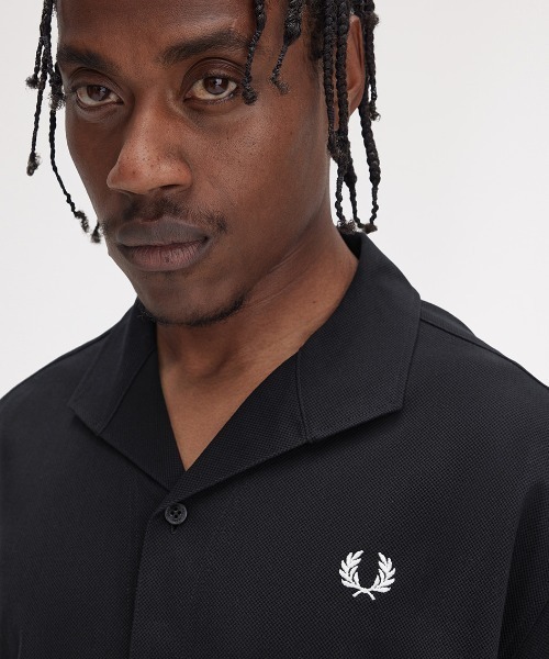 FRED PERRY（フレッドペリー）の「Mesh Button Through Shirt／メッシュボタンスルーシャツ（シャツ/ブラウス・メンズ・ネイビー/ブラック・M/L）」の20枚目の写真