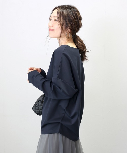 Aletta vita(アレッタビータ)の「ポンチボートネック長袖プルオーバー(Tシャツ/カットソー・レディース・オフホワイト/ブラック/ネイビー/ベージュ/チャコール/ブラウン・FREE)」の20枚目の写真