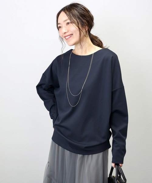 Aletta vita(アレッタビータ)の「ポンチボートネック長袖プルオーバー(Tシャツ/カットソー・レディース・オフホワイト/ブラック/ネイビー/ベージュ/チャコール/ブラウン・FREE)」の21枚目の写真