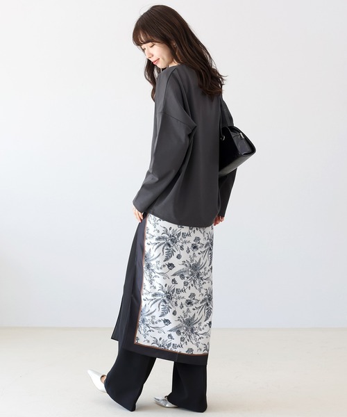 Aletta vita(アレッタビータ)の「ポンチボートネック長袖プルオーバー(Tシャツ/カットソー・レディース・オフホワイト/ブラック/ネイビー/ベージュ/チャコール/ブラウン・FREE)」の10枚目の写真