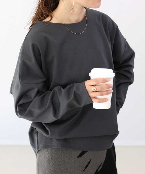 Aletta vita(アレッタビータ)の「ポンチボートネック長袖プルオーバー(Tシャツ/カットソー・レディース・オフホワイト/ブラック/ネイビー/ベージュ/チャコール/ブラウン・FREE)」の12枚目の写真