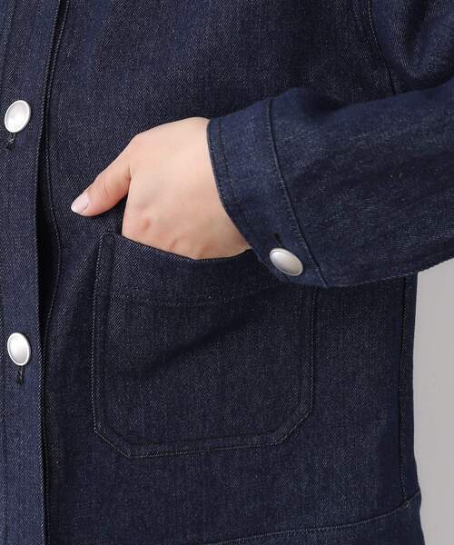 LAURA ASHLEY（ローラアシュレイ）の「【洗える/コットン100%/ポケット付き】ノーカラーデニムジャケット（デニムジャケット・レディース・ネイビー・40/38）」の13枚目の写真