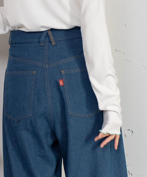 POU DOU DOU（プードゥドゥ）の「メッセージ刺繍ストレートパンツ（その他パンツ・レディース・ブラック/ベージュ/ブルー系・M）」の12枚目の写真