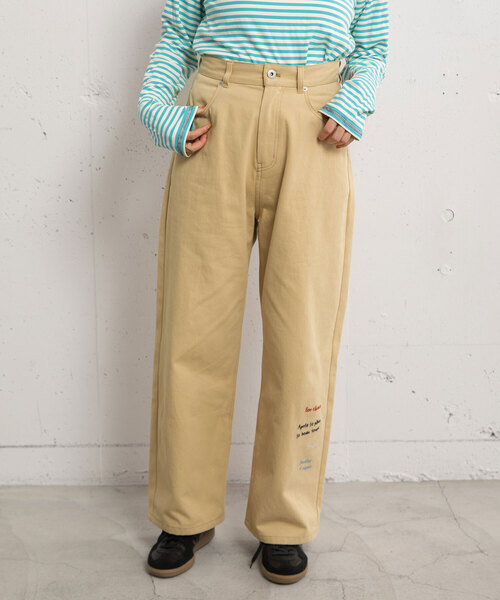 POU DOU DOU（プードゥドゥ）の「メッセージ刺繍ストレートパンツ（その他パンツ・レディース・ブラック/ベージュ/ブルー系・M）」の13枚目の写真