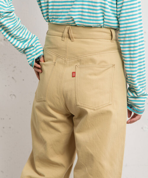 POU DOU DOU（プードゥドゥ）の「メッセージ刺繍ストレートパンツ（その他パンツ・レディース・ブラック/ベージュ/ブルー系・M）」の21枚目の写真