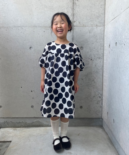 TARKER（ターカー）の「ドット柄ワンピース（ワンピース・キッズ・ブラウン/ブラック・80/90/100/110/120/130）」の11枚目の写真