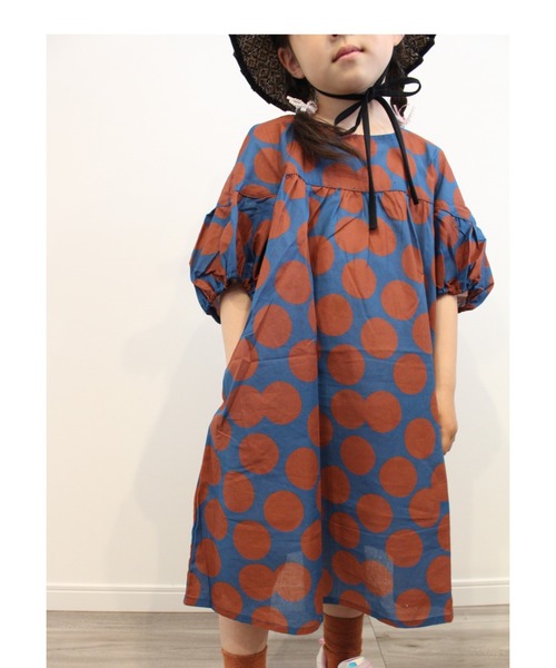 TARKER（ターカー）の「ドット柄ワンピース（ワンピース・キッズ・ブラウン/ブラック・80/90/100/110/120/130）」の16枚目の写真