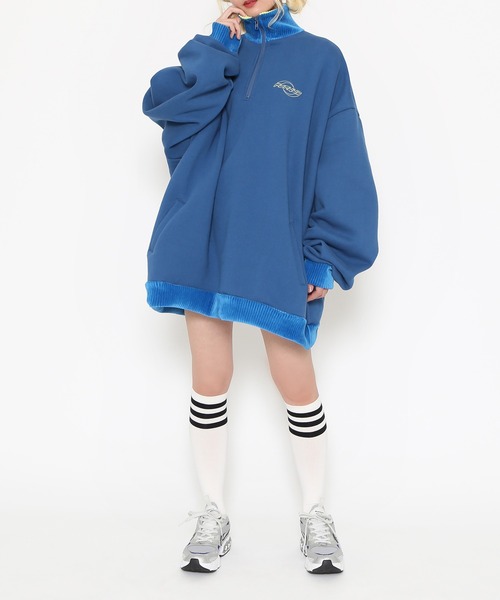 PUNYUS(プニュズ)の「襟付きハーフZIP裏起毛スウェット(スウェット・レディース・ブラック/グレー/ブルー/グリーン・4/3)」の5枚目の写真