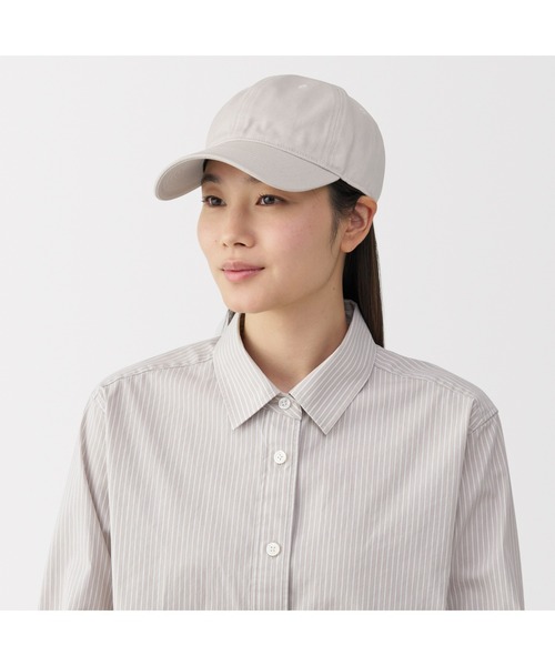 無印良品(ムジルシリョウヒン)の「UVカット コットンツイル キャップ(キャップ・レディース・ダークブラウン/ブラック/アイボリー・55-59cm)」の8枚目の写真