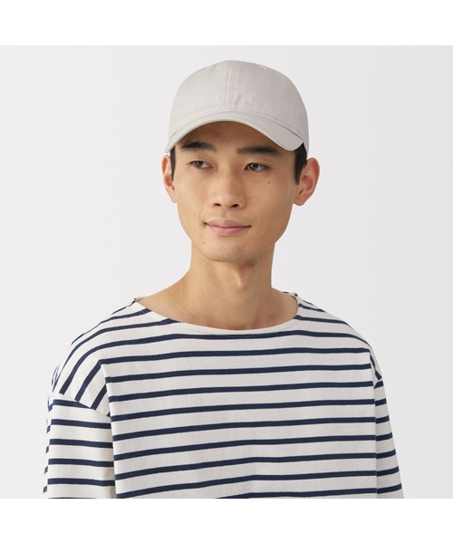 無印良品(ムジルシリョウヒン)の「UVカット コットンツイル キャップ(キャップ・レディース・ダークブラウン/ブラック/アイボリー・55-59cm)」の9枚目の写真