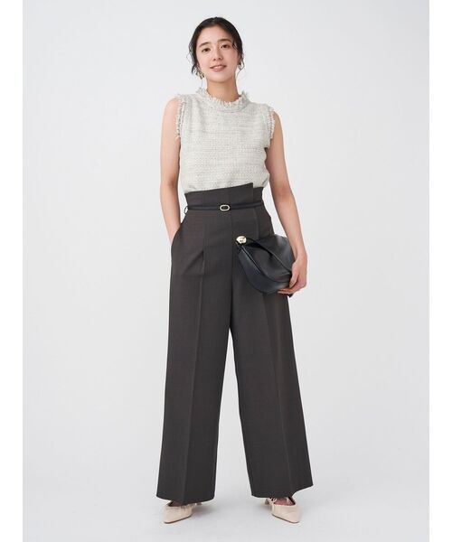 LAGUNAMOON(ラグナムーン)の「バイカラーベルトパンツ(その他パンツ・レディース・ライトグリーン/チャコールグレー/アイボリー・SMALL/MEDIUM)」の5枚目の写真