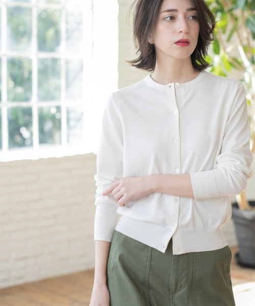 OPAQUE.CLIP（オペークドットクリップ）の「クルーネックニットカーディガン/オーガニックコットン混【UV/洗濯機洗い可】（カーディガン/ボレロ・レディース・ホワイト/ブラック/ピンク系/ネイビー・36/38/40/42）」の5枚目の写真