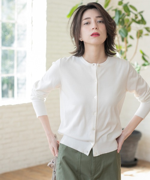 OPAQUE.CLIP（オペークドットクリップ）の「クルーネックニットカーディガン/オーガニックコットン混【UV/洗濯機洗い可】（カーディガン/ボレロ・レディース・ホワイト/ブラック/ピンク系/ネイビー・36/38/40/42）」の6枚目の写真