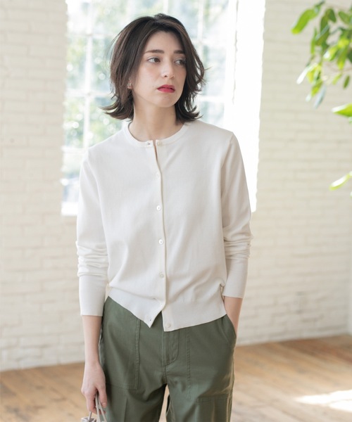 OPAQUE.CLIP（オペークドットクリップ）の「クルーネックニットカーディガン/オーガニックコットン混【UV/洗濯機洗い可】（カーディガン/ボレロ・レディース・ホワイト/ブラック/ピンク系/ネイビー・36/38/40/42）」の7枚目の写真