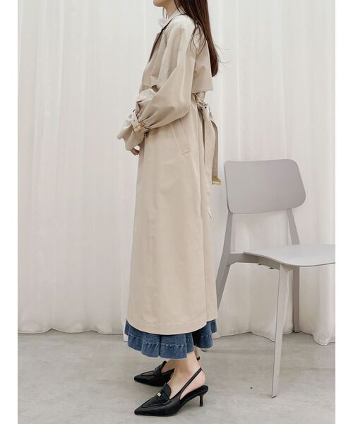 MERCURYDUO（マーキュリーデュオ）の「袖バルーントレンチコート（トレンチコート・レディース・アイボリー/ベージュ・SMALL/MEDIUM）」の10枚目の写真