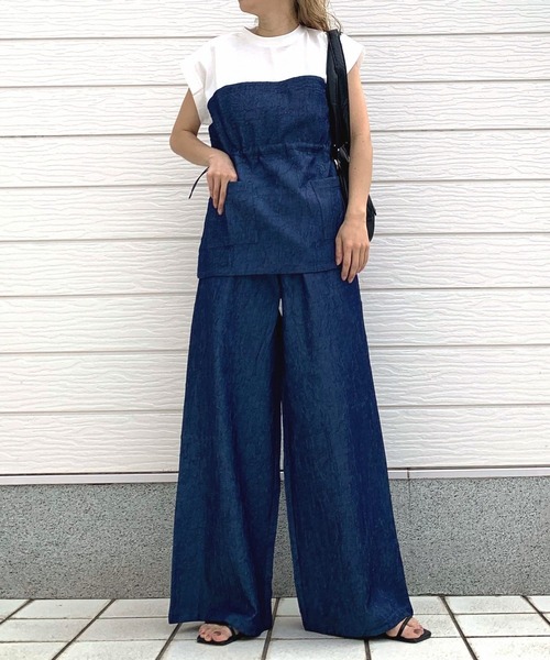 Q(キュー)の「デニム風シワ加工ドッキングTシャツ(Tシャツ/カットソー・レディース・ネイビー・MEDIUM)」の7枚目の写真