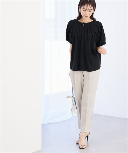 7days Life Styling(セブンデイズライフスタイリング)の「ブラウス見え シルケットポンチメタルボタンタックドルマントップス(Tシャツ/カットソー・レディース・グレイッシュベージュ/ブラック/オフホワイト・S/M/L/LL/3L/4L/5L/6L)」の7枚目の写真