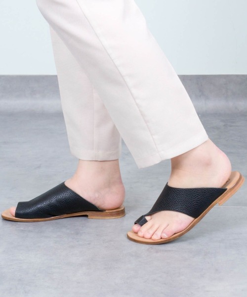 FABIO RUSCONI(ファビオルスコーニ)の「【FABIO RUSCONI/ファビオルスコーニ】 フラットトング サンダル(サンダル・レディース・ブラック/シルバー・36/37/38/39)」の7枚目の写真