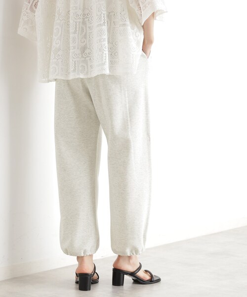 THE SHOP TK （ザ ショップ ティーケー ）の「スウェットワイドパンツ【洗える】（その他パンツ・レディース・チャコールグレー/ナチュラル・12/13）」の22枚目の写真