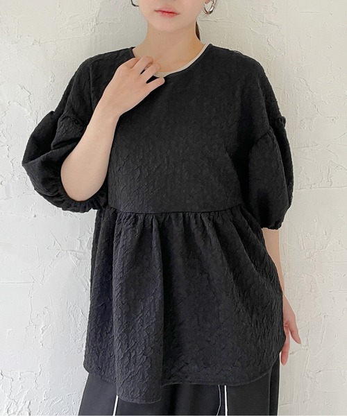 StyleSea（スタイルシー）の「ふくれジャガードデザイントップス（Tシャツ/カットソー・レディース・ブラック/オフホワイト・FREE）」の5枚目の写真