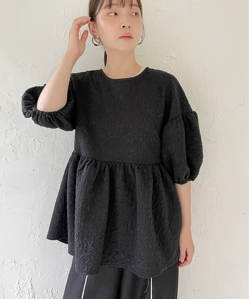 StyleSea（スタイルシー）の「ふくれジャガードデザイントップス（Tシャツ/カットソー・レディース・ブラック/オフホワイト・FREE）」の6枚目の写真