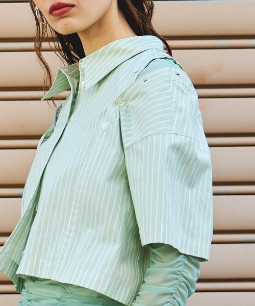 MAISON SPECIAL(メゾンスペシャル)の「Button Slit Short Shirt/ボタンスリットショートシャツ(シャツ/ブラウス・レディース・ブルー/ホワイト/グリーン・FREE)」の19枚目の写真