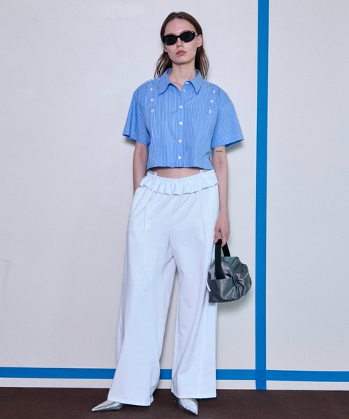 MAISON SPECIAL（メゾンスペシャル）の「Button Slit Short