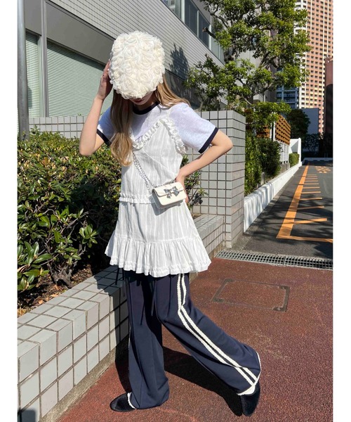 WC（ダブル シー）の「フリルデザインミニワンピース（ワンピース・レディース・ホワイト/ブラック・FREE）」の4枚目の写真