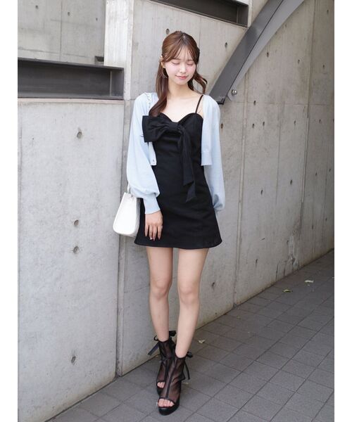 EATME(イートミー)の「ストーンストラップリボンワンピース(ワンピース・レディース・ピンク/ブラック/アイボリー/ブルー・MEDIUM/SMALL)」の5枚目の写真