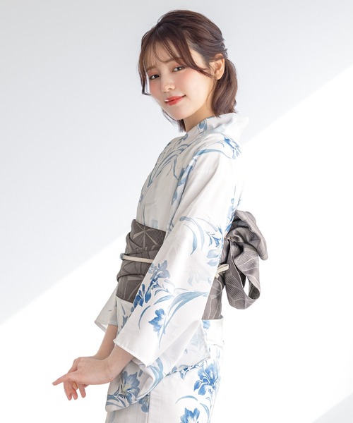 SOUBIEN(ソウビエン)の「【floro by SOUBIEN】浴衣2点セット(浴衣+半幅帯)(浴衣・レディース・ブラウン系その他/イエロー系その他/ブルー系6/ブラウン系その他2/ネイビー系/ブルー系2/ブルー系4/スカイブルー系/ブルー系3/ブルー系5/ブラウン系その他3/ブルー系/ブルー系1/ブラック系/ベージュ系その他/ホワイト×パープル/パープル系/ホワイト×ブルー/ベージュ系その他2/ベージュ系その他3/ベージュ系/ベージュ系その他4・FREE)」の2枚目の写真