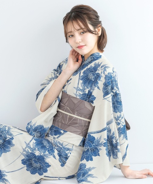 SOUBIEN(ソウビエン)の「【floro by SOUBIEN】浴衣2点セット(浴衣+半幅帯)(浴衣・レディース・ブラウン系その他/イエロー系その他/ブルー系6/ブラウン系その他2/ネイビー系/ブルー系2/ブルー系4/スカイブルー系/ブルー系3/ブルー系5/ブラウン系その他3/ブルー系/ブルー系1/ブラック系/ベージュ系その他/ホワイト×パープル/パープル系/ホワイト×ブルー/ベージュ系その他2/ベージュ系その他3/ベージュ系/ベージュ系その他4・FREE)」の10枚目の写真