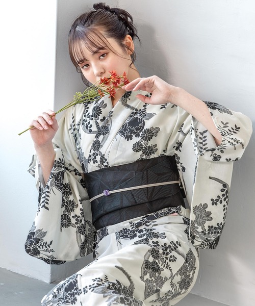 SOUBIEN（ソウビエン）の「【floro by SOUBIEN】浴衣2点セット(浴衣＋半幅帯）（浴衣・レディース・ブラウン系その他/イエロー系その他/ブルー系6/ブラウン系その他2/ネイビー系/ブルー系2/ブルー系4/スカイブルー系/ブルー系3/ブルー系5/ブラウン系その他3/ブルー系/ブルー系1/ブラック系・FREE）」の21枚目の写真