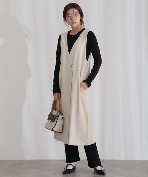 ElegChic(エレグシック)の「ミニ裏毛 ノーカラー リラックス ロング ベスト(つなぎ/オールインワン・レディース・グレー/ブラック/ライトベージュ/チャコール・M/XL/4L)」の4枚目の写真