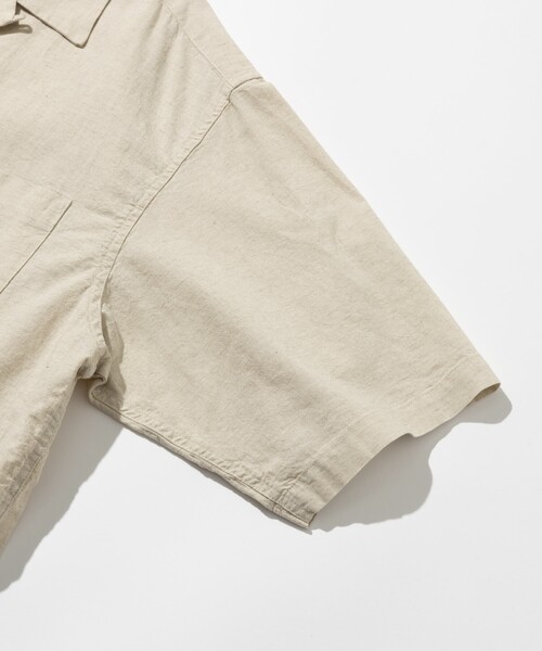 HINSON(ヒンソン)の「HINSON/ヒンソン コットンリネン オープンカラー ショートスリーブシャツ(シャツ/ブラウス・メンズ・サックスブルー/オリーブ/オフホワイト/ブラック・LARGE/MEDIUM)」の7枚目の写真