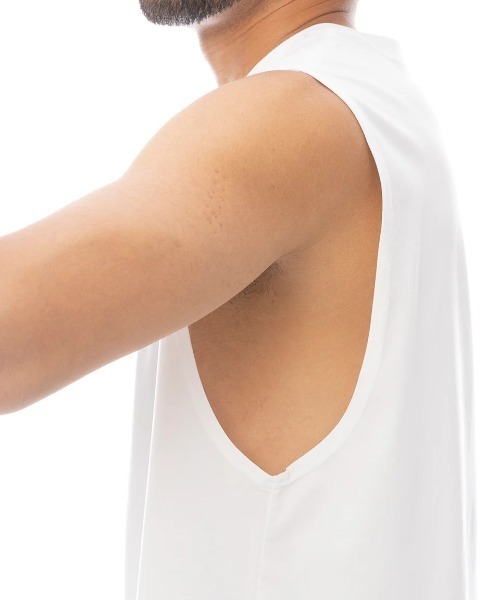 RVCA（ルーカ）の「【RVCA/ルーカ】25SS ILL RVCA ESCAPE SFTT/水陸両用ノースリーブマッスルタンクラッシュガード(水着)（ラッシュガード・メンズ・ブラック/ホワイト・LARGE/MEDIUM/SMALL）」の8枚目の写真