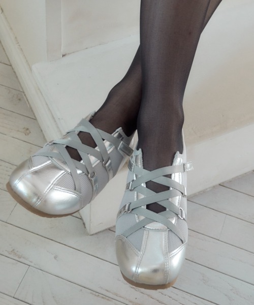 Birthday room（バースデイルーム）の「レースアップバレエスニーカー/lace‐up ballet sneakers（スニーカー・レディース・シルバー/アイボリー/ピンク・SMALL/MEDIUM/LARGE）」の18枚目の写真