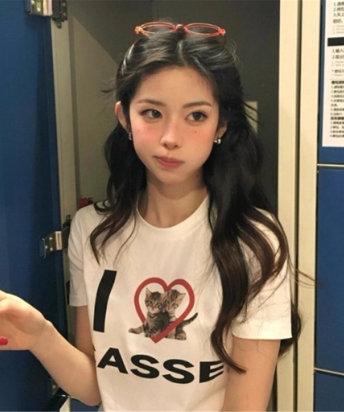 韓国人気Tシャツ【RAIVE】Love Leopard Graphic T-shirt★3色 7/15 Pre-order) Love Leopard Graphic T-shirt VW5ME607_3color