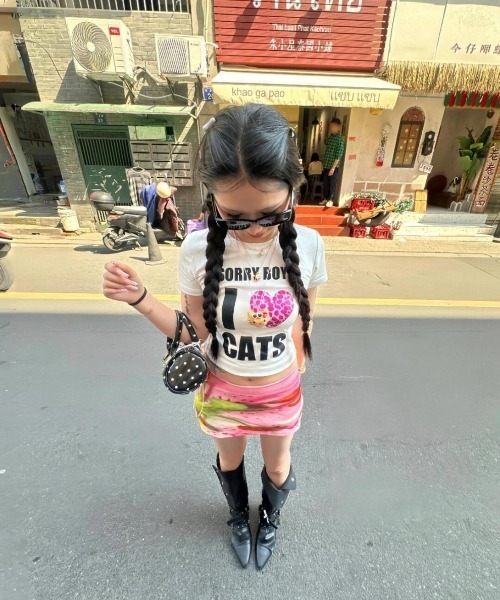 DEVICE(デバイス)の「SORRY BOYS I LOVE CATS ハート プリント 古着風 半袖 Tシャツ 韓国ファッション 韓国ストリート ストリートファッション Y2K レオパード 豹柄 ネコ(Tシャツ/カットソー・レディース・ホワイト/ホワイト系その他3/ホワイト系その他2/ブラック系その他/ホワイト系その他・FREE)」の18枚目の写真