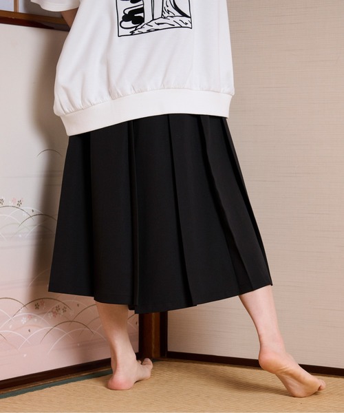 狐独(コドク)の「【狐独】ワイドプリーツショーツ(その他パンツ・メンズ・ブラック・LARGE/MEDIUM)」の9枚目の写真