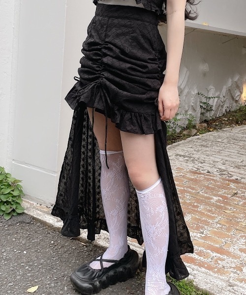 lilLilly（リルリリー）の「コットンレースギャザースカート（スカート・レディース・ホワイト/ブラック・FREE）」の2枚目の写真