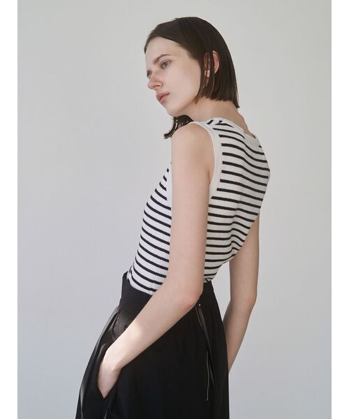 ELENDEEK（エレンディーク）の「ヘンリーネックリブニット（タンクトップ・レディース・ピンク/ブラウン/ブルー/その他1・FREE）」の7枚目の写真